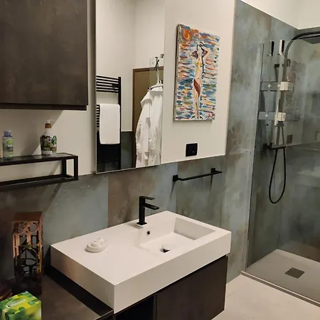 B E B Livia Couette-café 3*