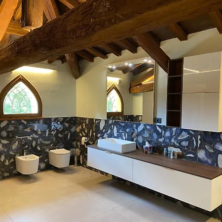 Bed and Breakfast B E B Livia Rolo