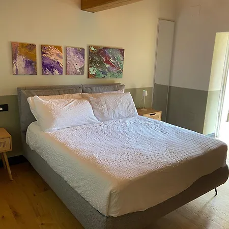 B E B Livia Bed and Breakfast 3*