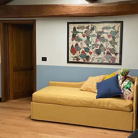 B E B Livia Bed and Breakfast