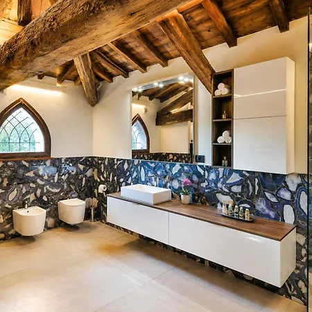 B E B Livia Bed & Breakfast 3*